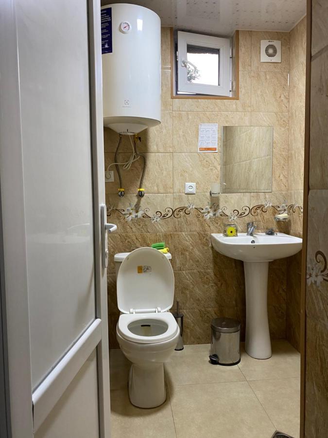 Lentekhi Guest House Konstanta 外观 照片